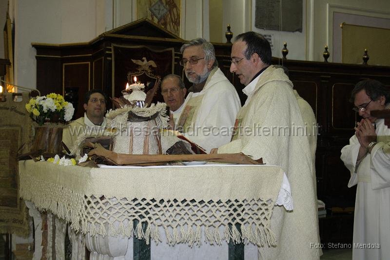 Immagine 211.jpg - 11Gennaio 2010 -  Celebrazione Eucaristica presieduta da padre Calogero Peri, Ofm Cappuccini.